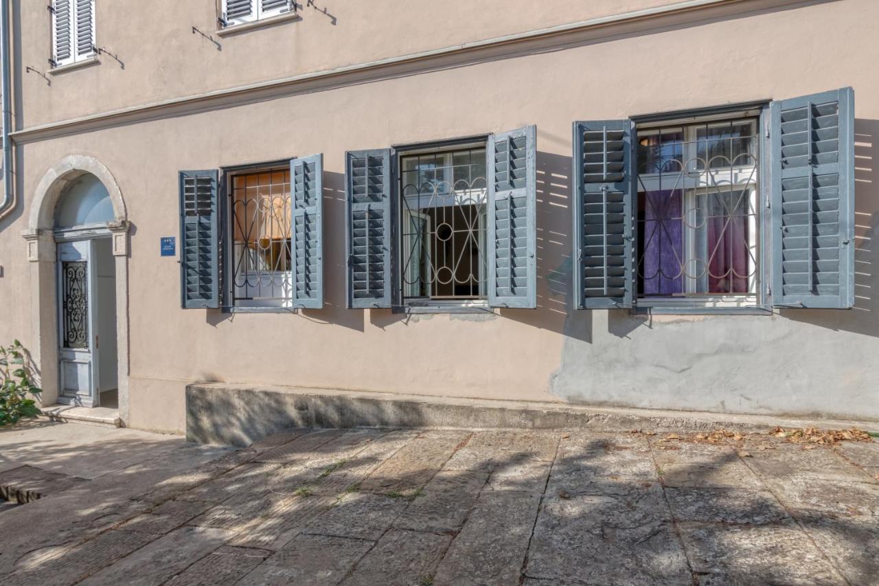 Apartment Ljube Pula Exterior foto